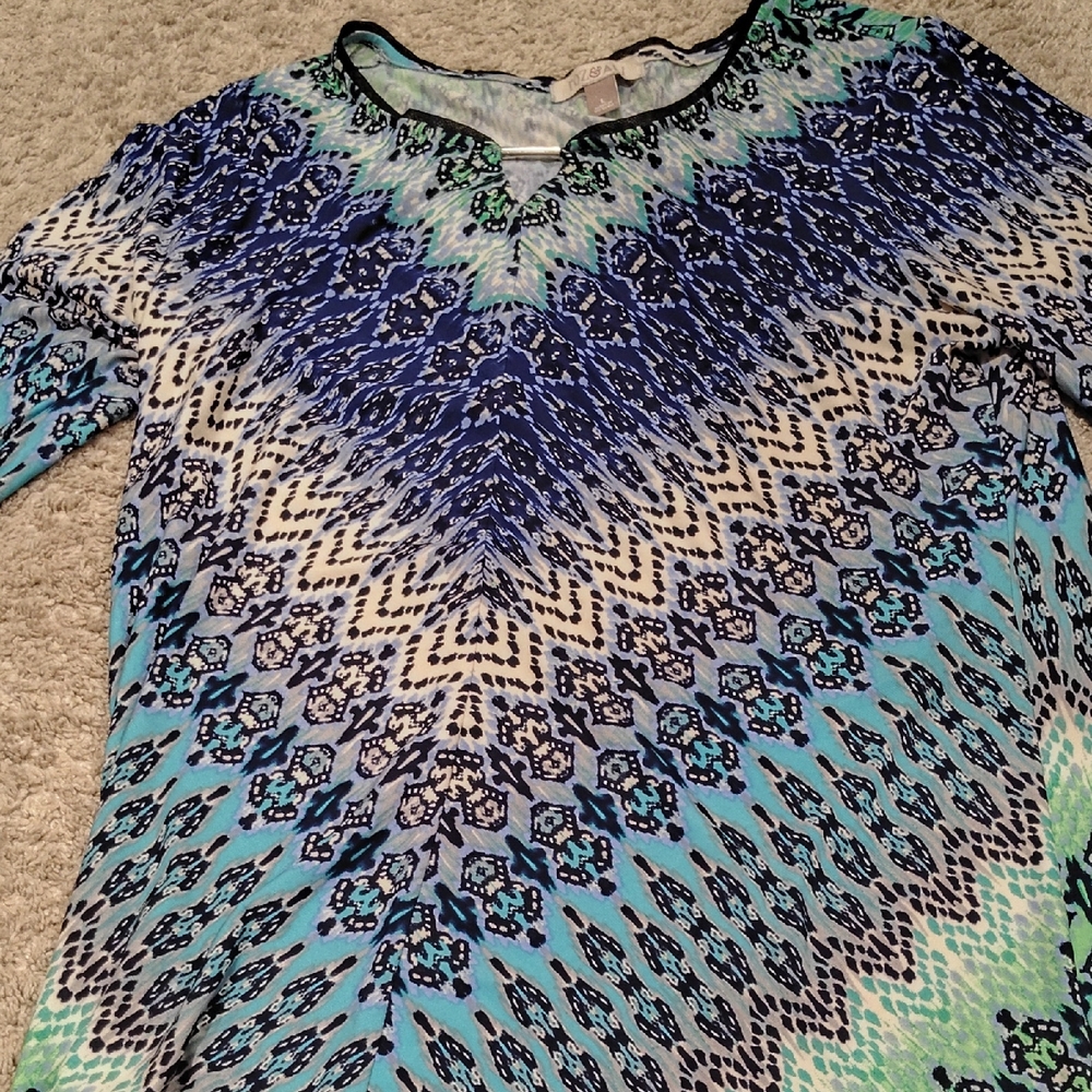 Roz & Ali Blue and Green Geometric Blouse